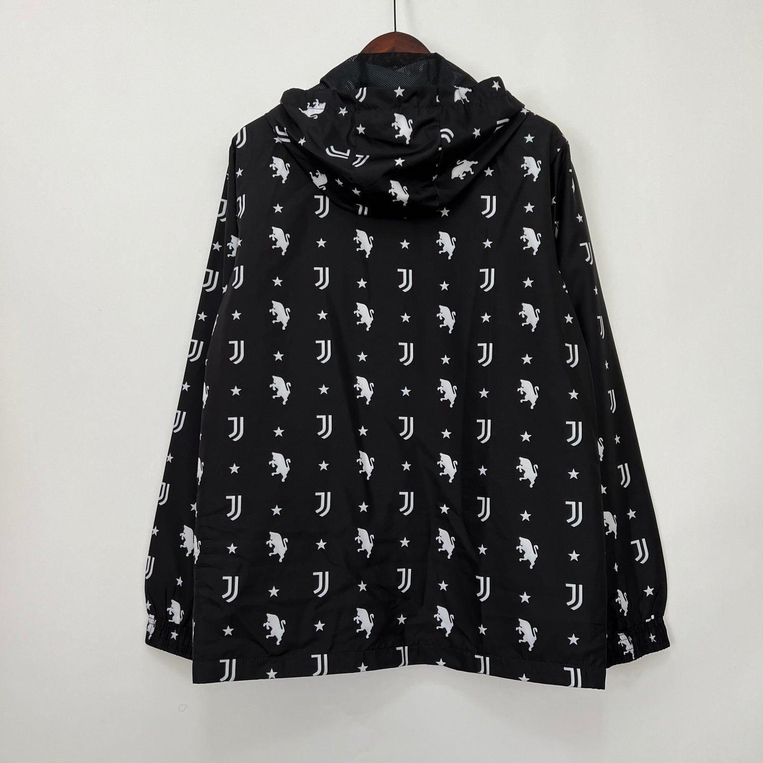 23/24 windbreaker Juventus S-XXL