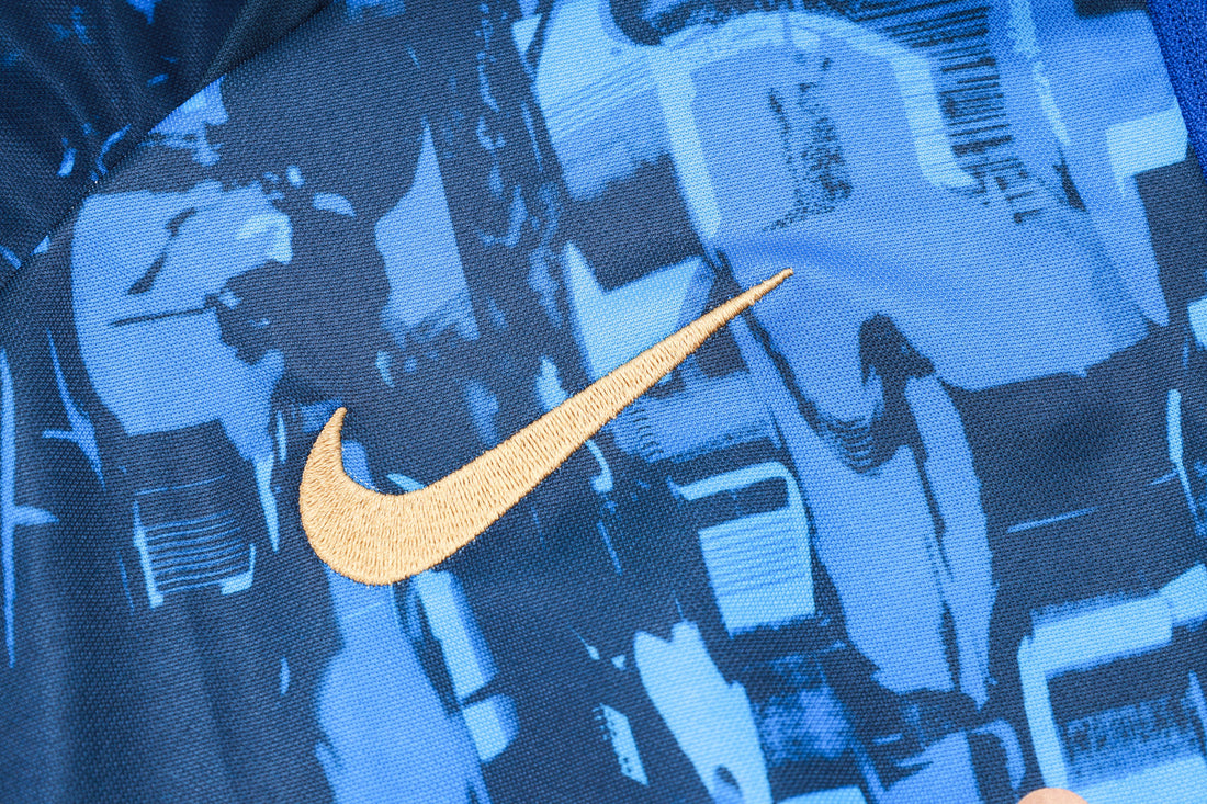 Chelsea &quot;Blue Matrix&quot; Tracksuit